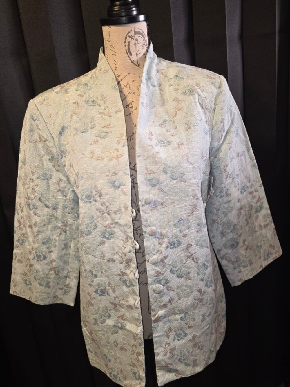 Jaclyn Smith Floral Brocade Jacket Womens Size 16 Light Blue & Beige Mandarin Co